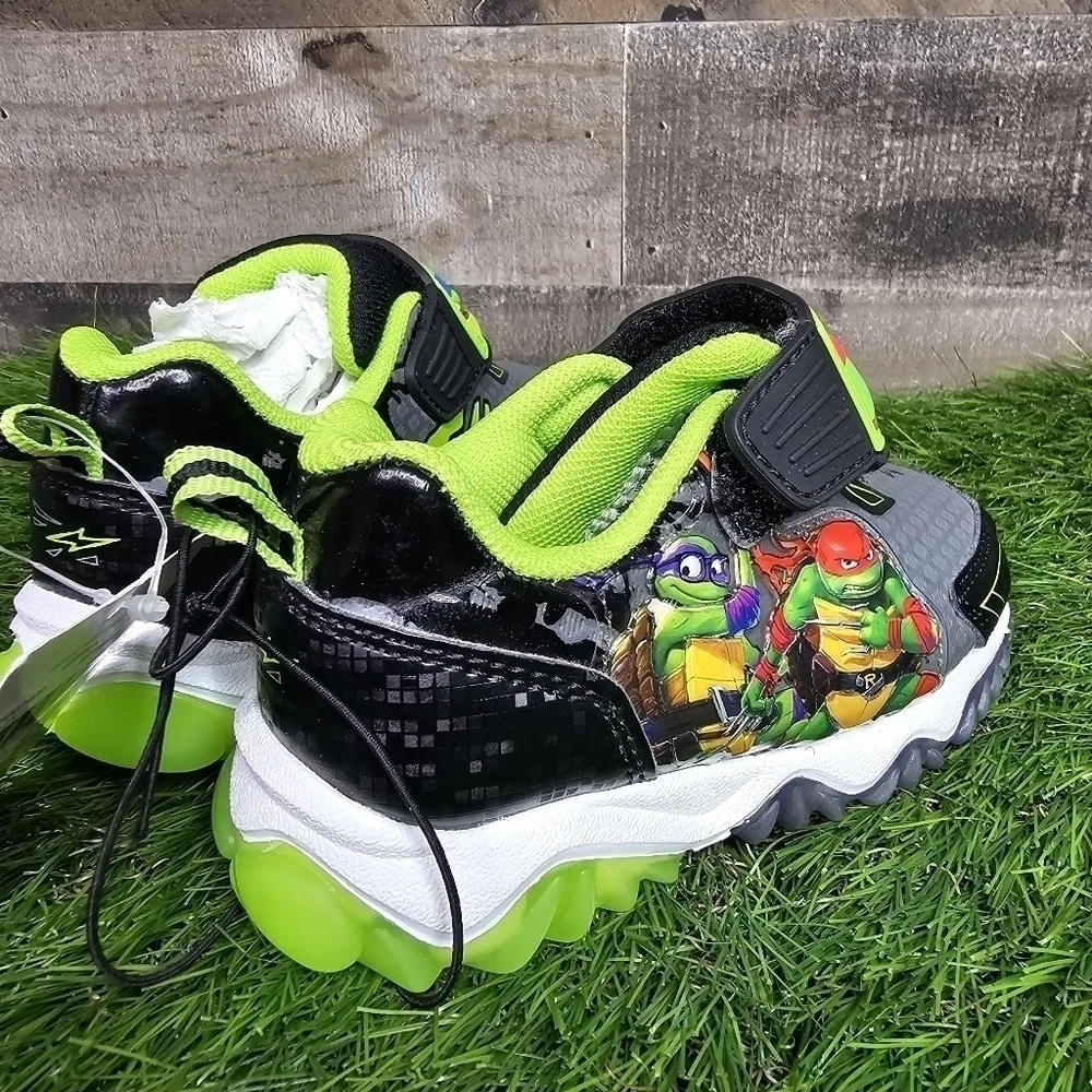 New Mutant Ninja Turtles Light-Up Sneakers | 7